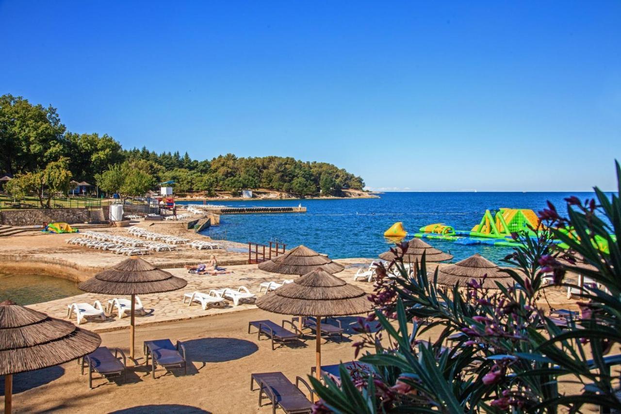 Complex Nevia 3* Poreč
